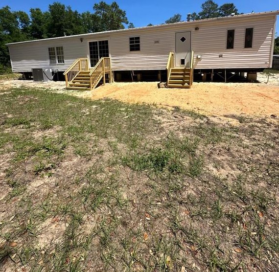 141 Cherokee Dr, Interlachen, FL 32148-7963