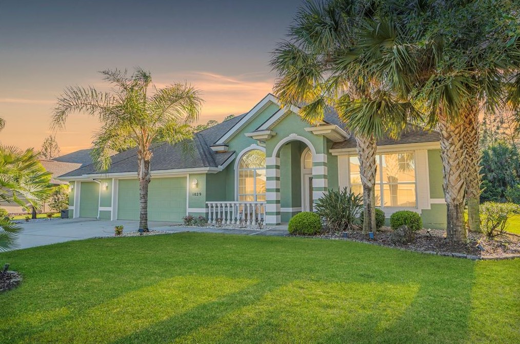 1029 Stone Lake Dr, Ormond Beach, FL 32174-1479