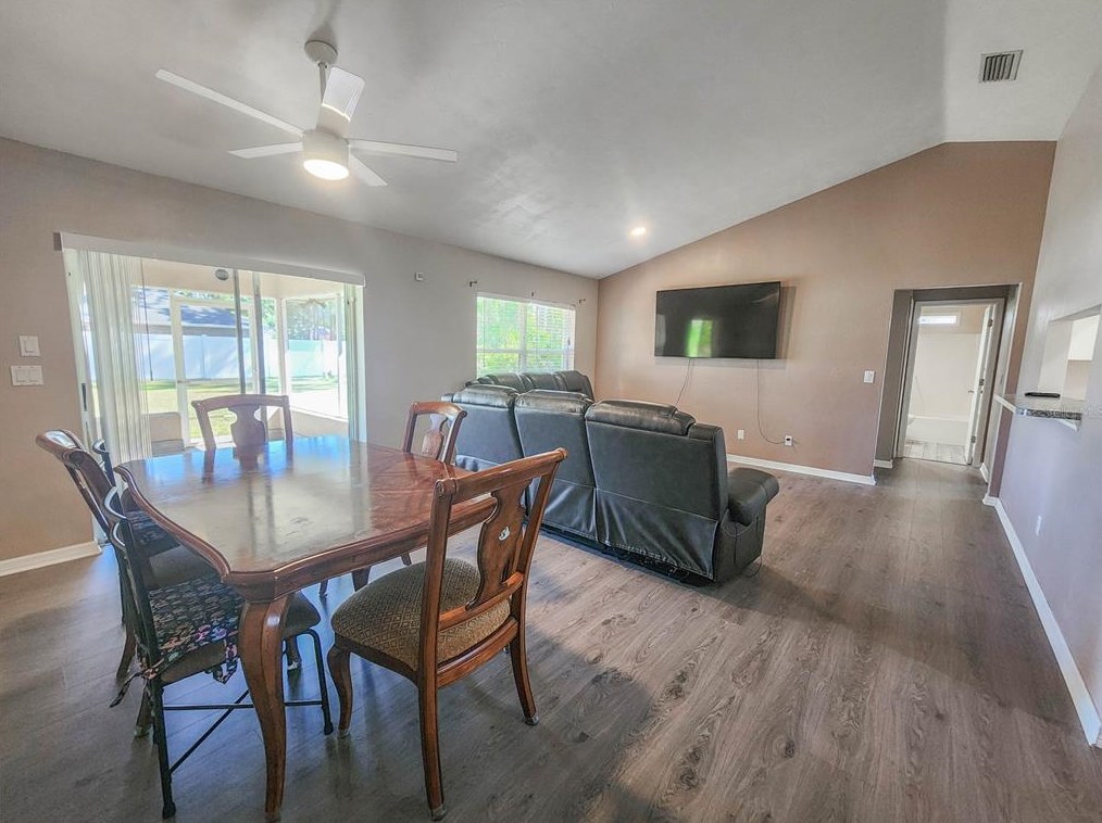 5 Pointing Pl, Palm Coast, FL 32164