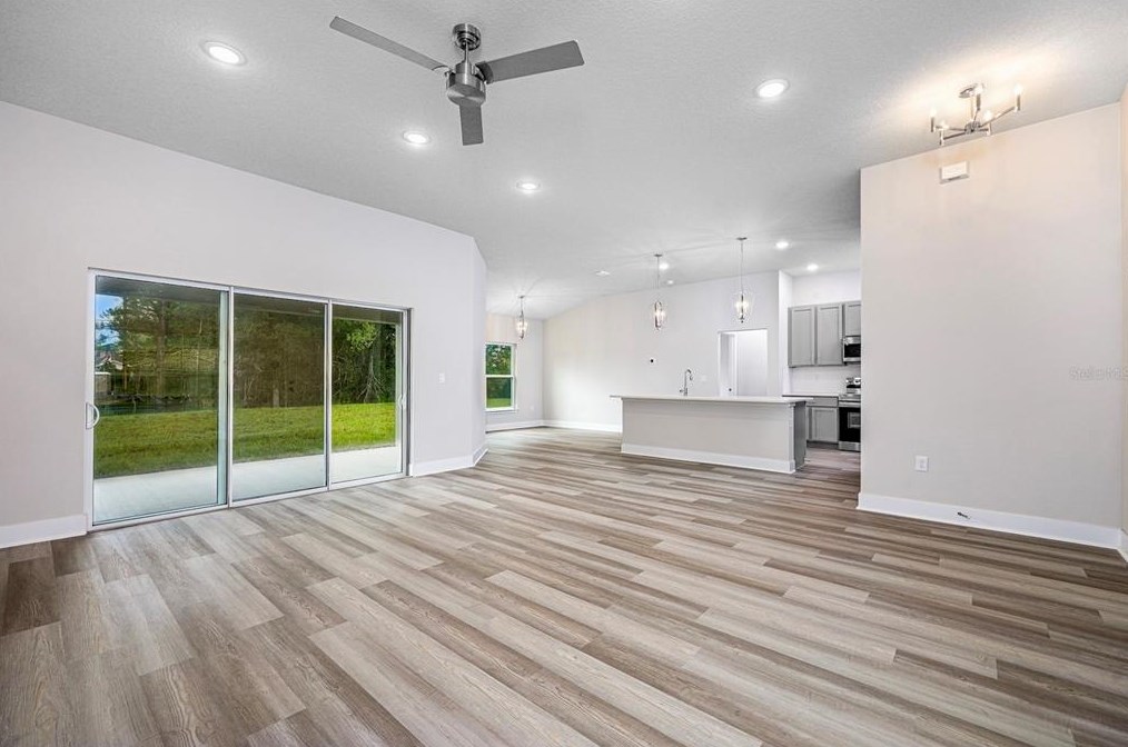 11 Kalendar Ct, Palm Coast, FL 32164-5618