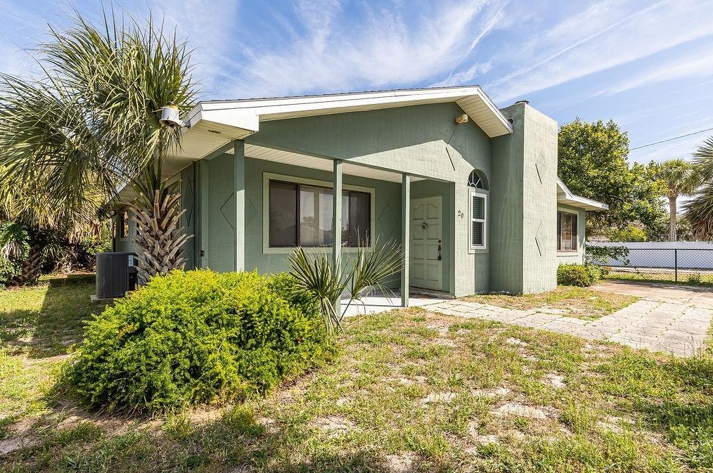 20 Ocean Breeze Cir, Ormond Beach, FL 32176-2870