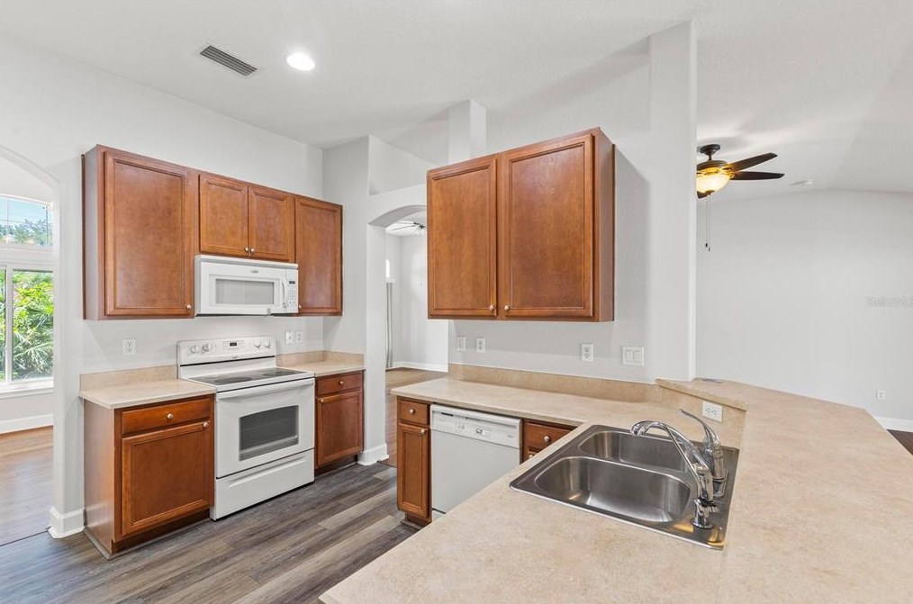 11 Zephyr Lily Pl, Palm Coast, FL 32164-5230