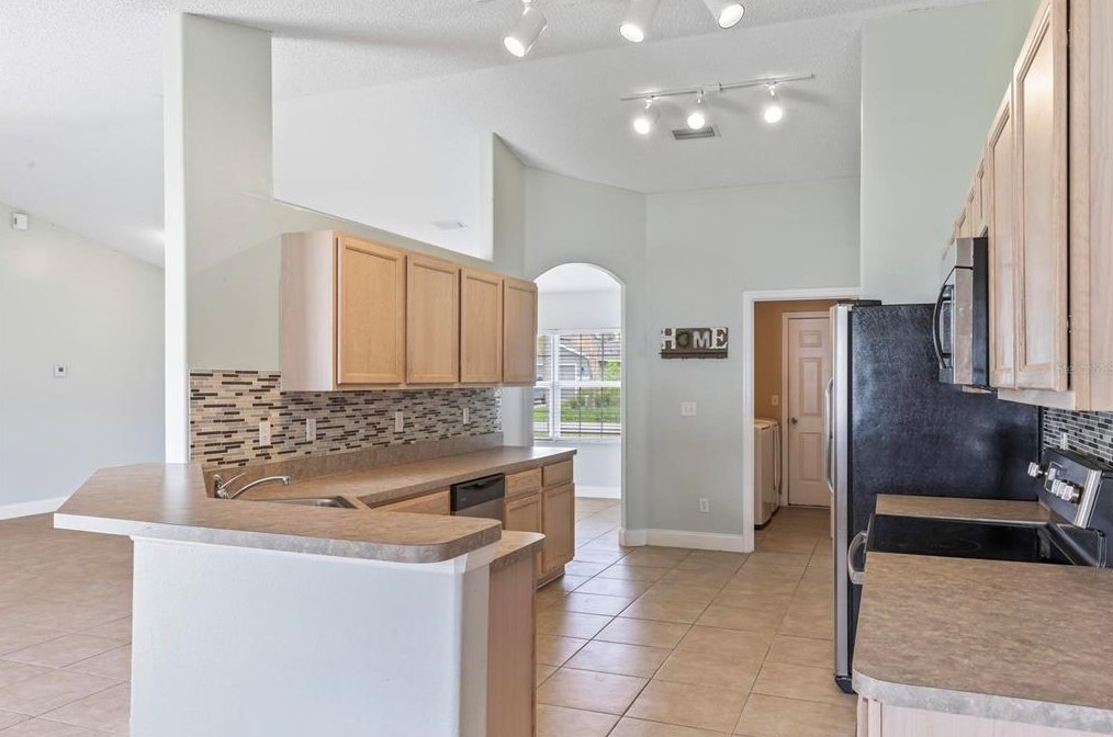 58 Bennett Ln, Palm Coast FL  32137-8609 exterior