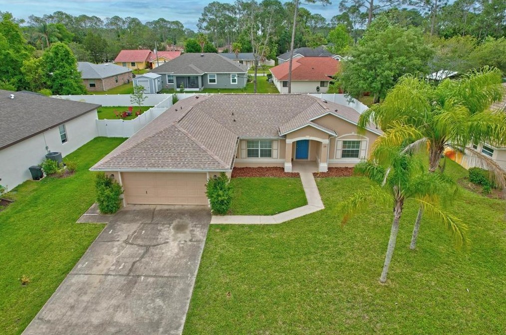 58 Bennett Ln, Palm Coast FL  32137-8609 exterior