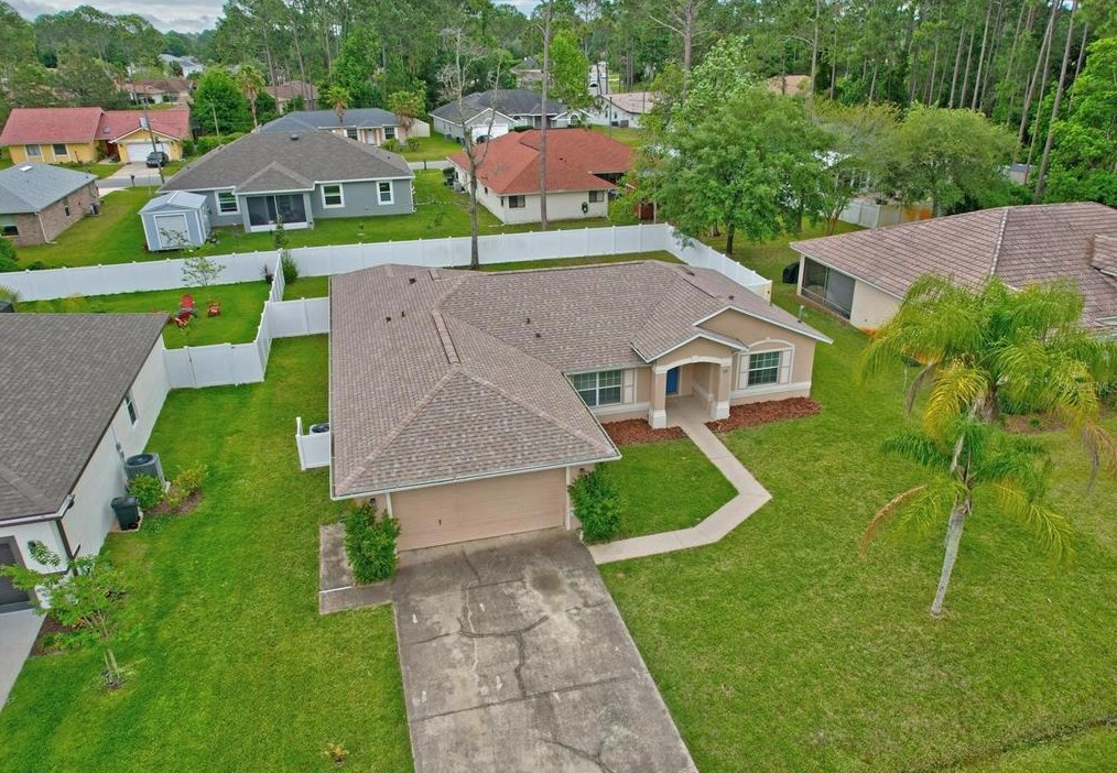 58 Bennett Ln, Palm Coast FL  32137-8609 exterior