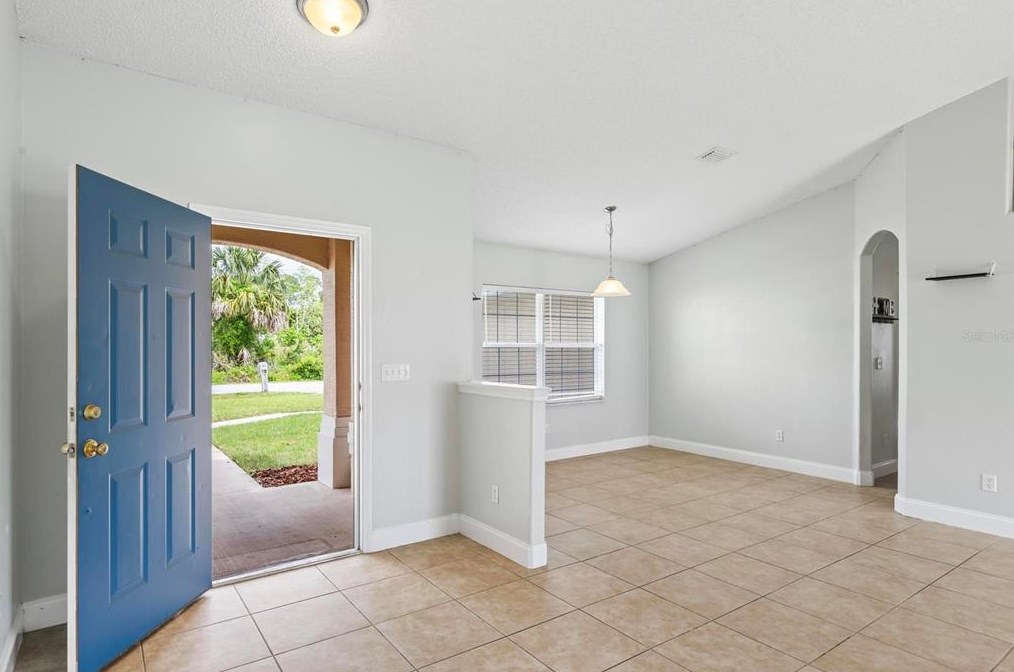 58 Bennett Ln, Palm Coast FL  32137-8609 exterior