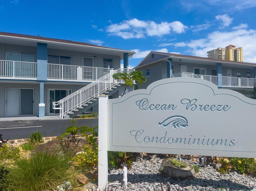 439 Auburn Dr #204, Daytona Beach, FL 32118