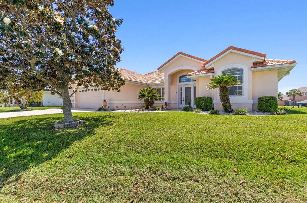 33 Collingdale Ct, Palm Coast, FL 32137-8989