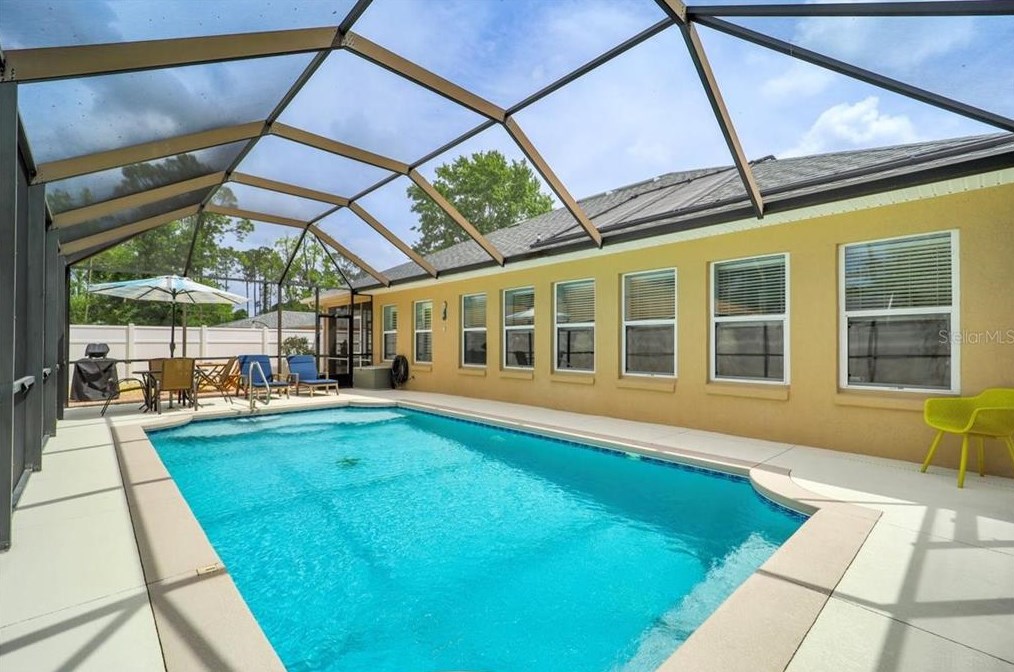 31 Woodfair Ln, Palm Coast, FL 32164-7935