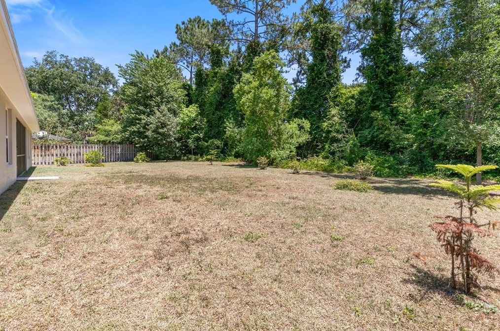 93 Rose Dr, Palm Coast FL  32164-6940 exterior