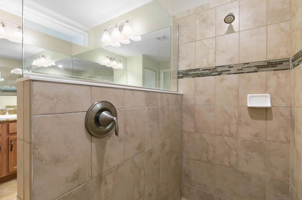 93 Rose Dr, Palm Coast FL  32164-6940 exterior