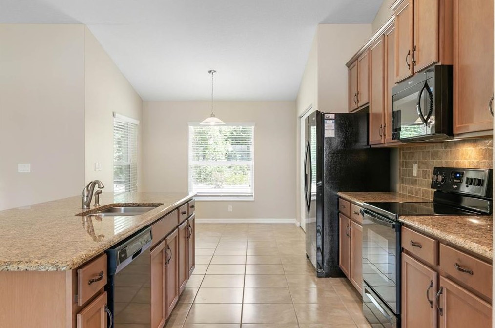 93 Rose Dr, Palm Coast FL  32164-6940 exterior