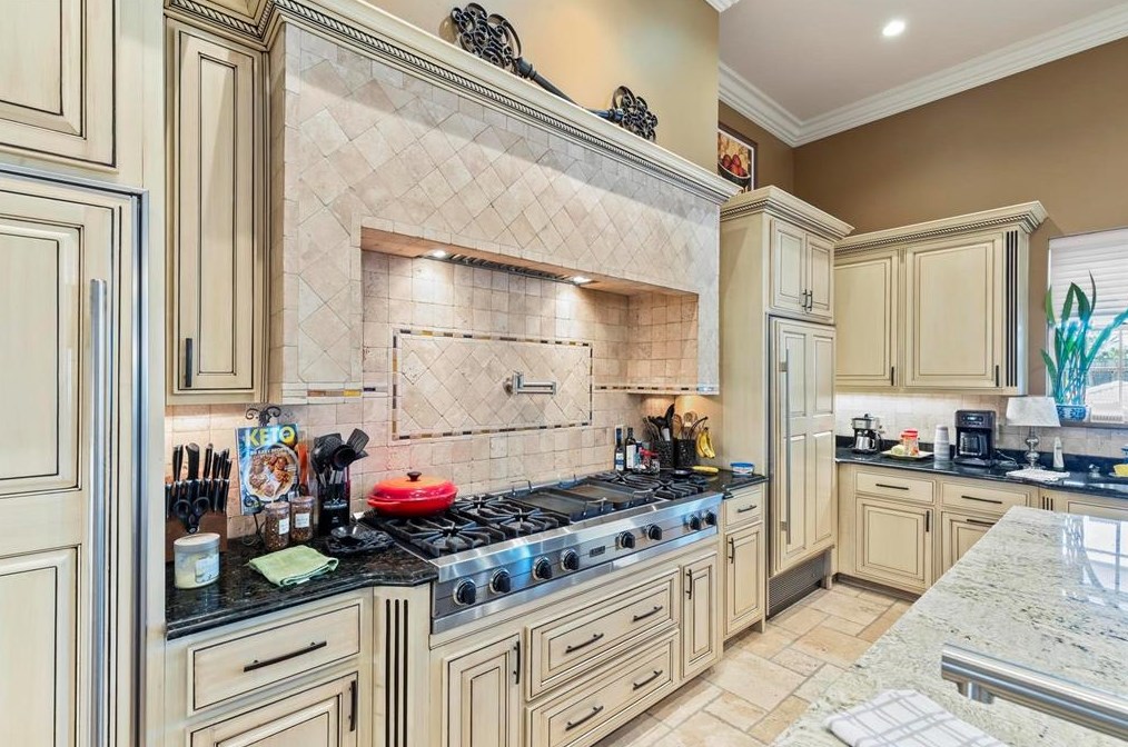 1 Caitlin Ct, Palm Coast FL  32137-4323 exterior