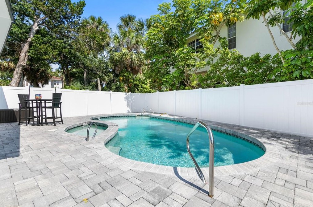 3120 John Anderson Dr, Ormond Beach FL 32176-2259 exterior