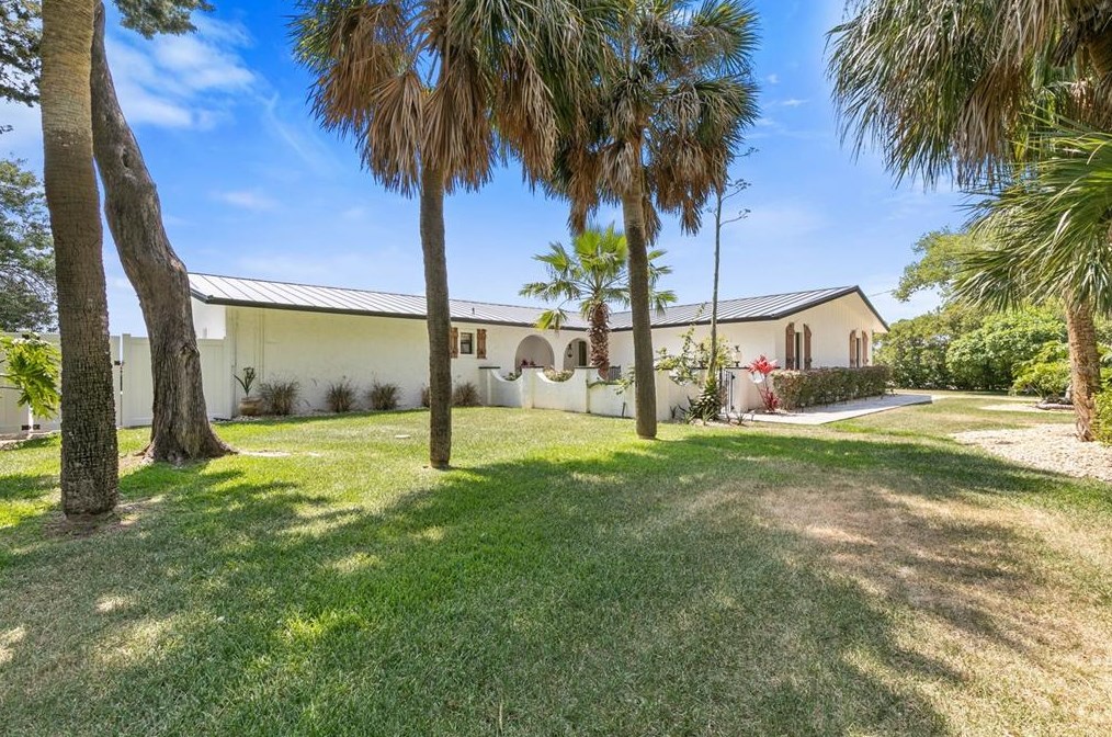 3120 John Anderson Dr, Ormond Beach FL 32176-2259 exterior