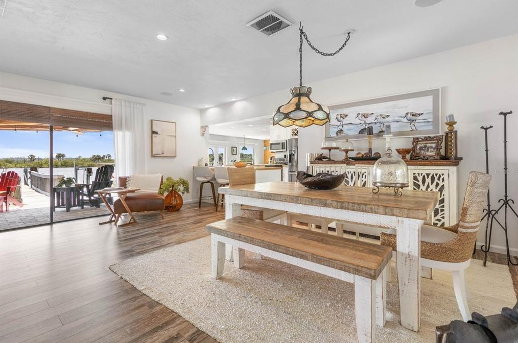 3120 John Anderson Dr, Ormond Beach FL 32176-2259 exterior