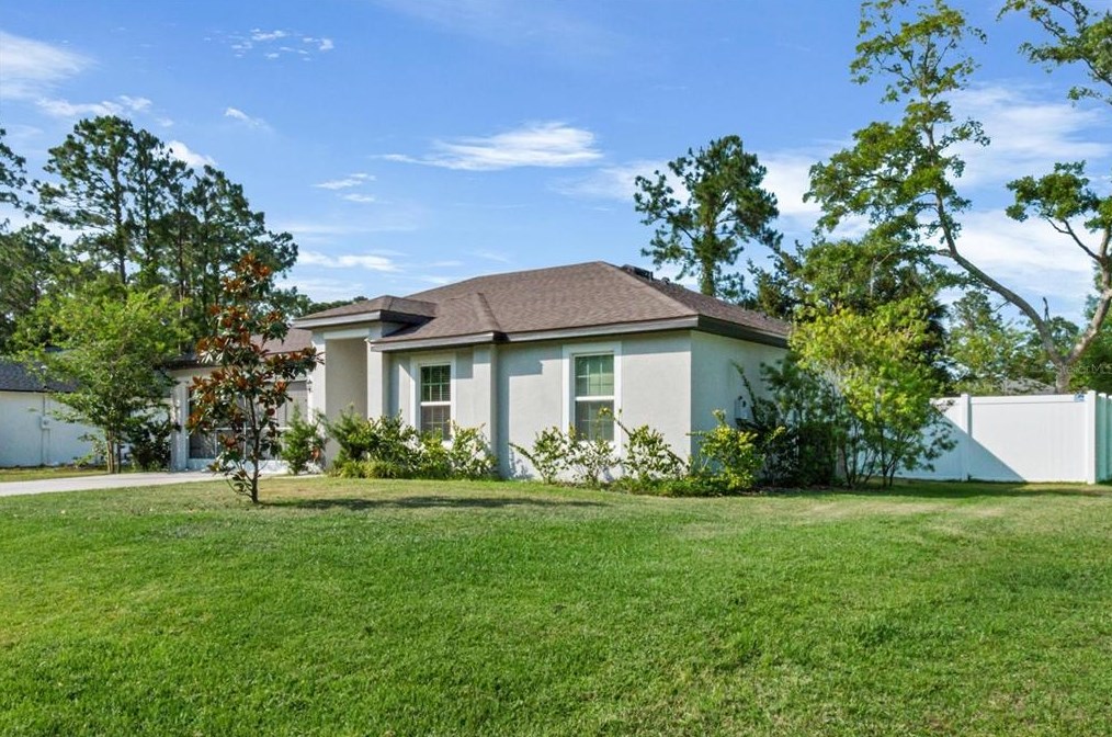 3 Pinwheel Ln, Palm Coast, FL 32164-4806