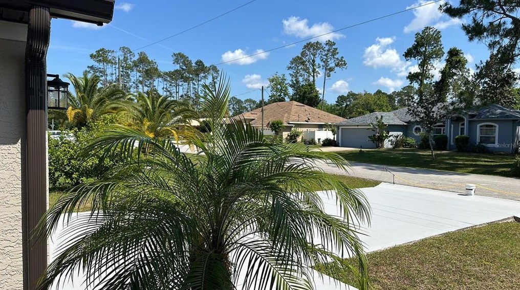 32 Ethan Allen Dr, Palm Coast, FL 32164-2904