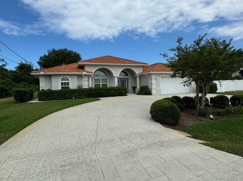 3 Fairchild Ln, Palm Coast, FL 32137-9156