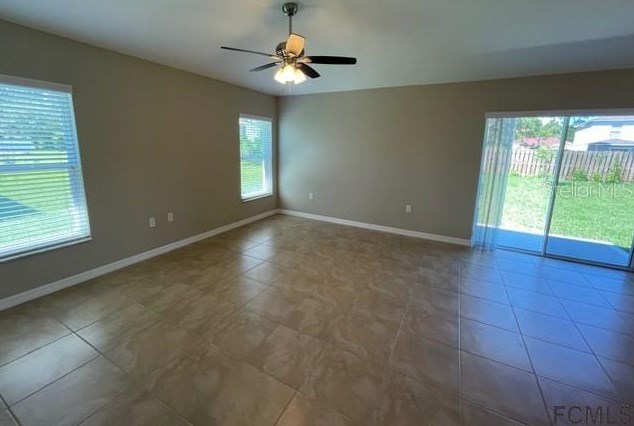 32 Princess Rose Dr, Palm Coast, FL 32164