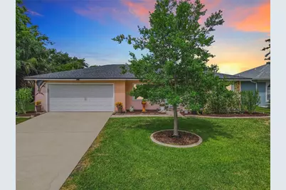 7 Crandell Court, Palm Coast, FL 32137 - Photo 2