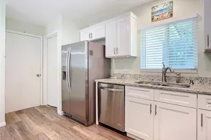 7 Crandell Ct, Palm Coast, FL 32137 - Photo 12