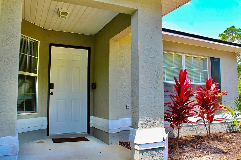 28 Pickering Dr, Palm Coast FL  32164-7079 exterior