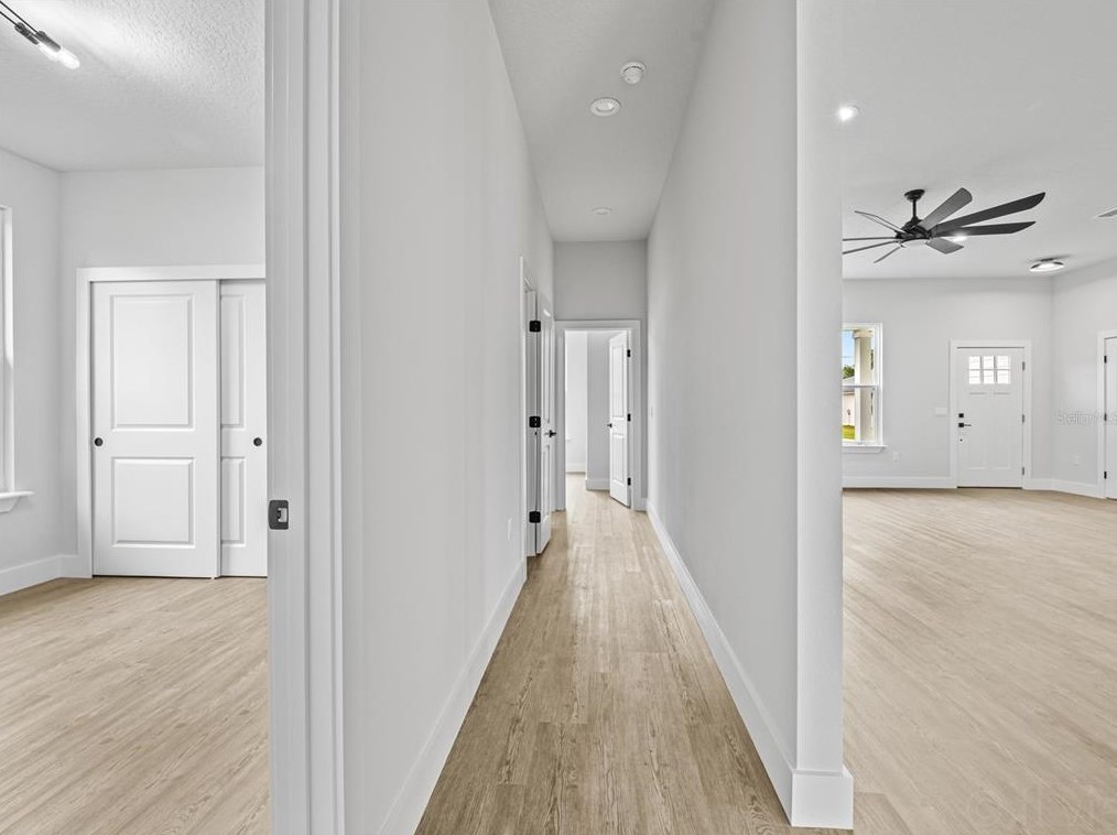 6 Lindberg Pl, Palm Coast FL  32137-9548 exterior