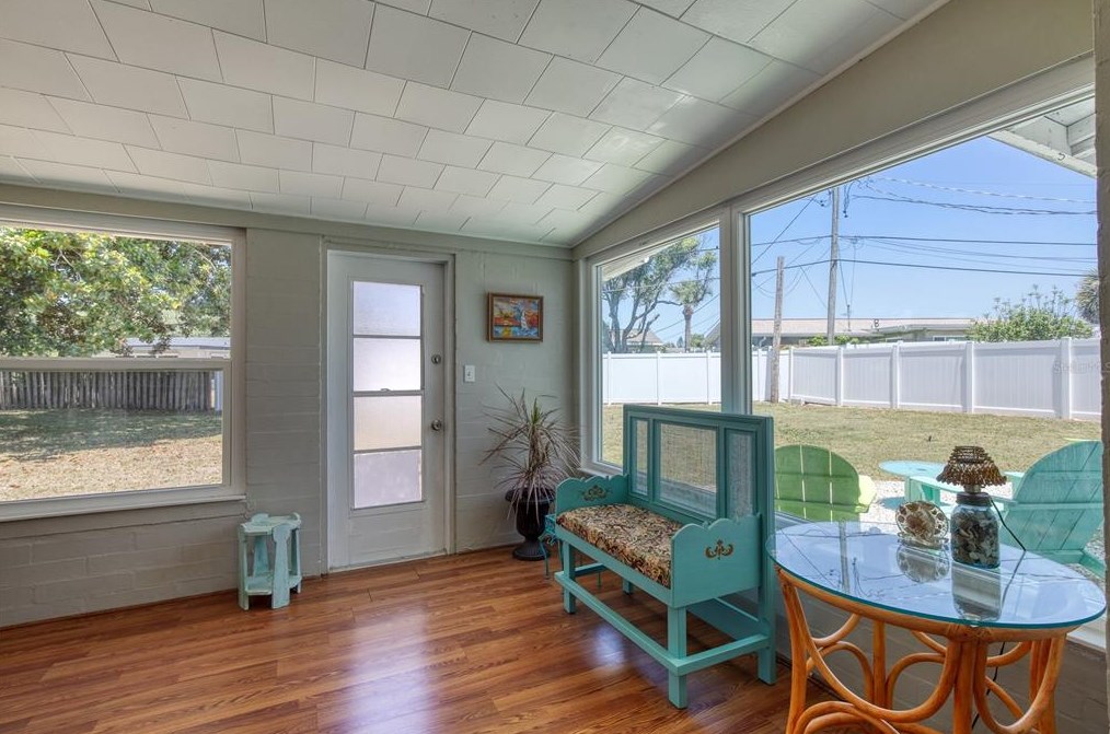 47 Sandra Dr, Ormond Beach FL  32176-3120 exterior