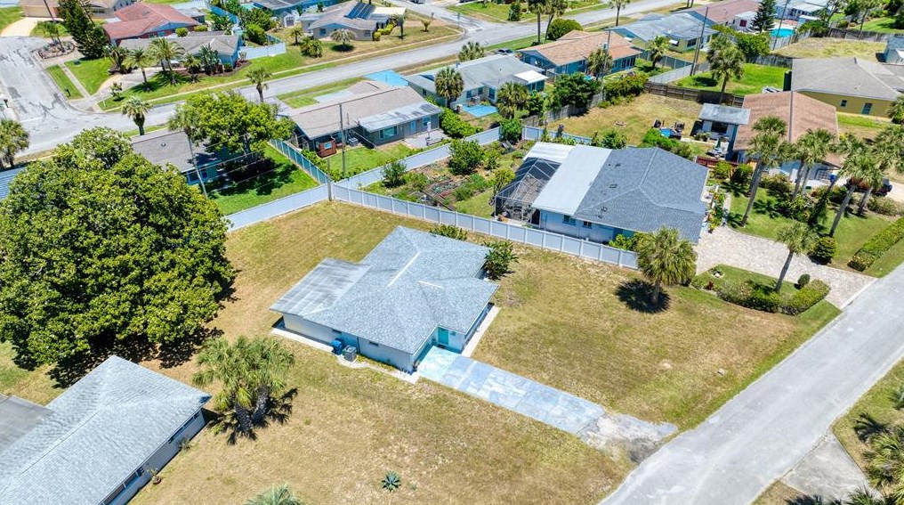 47 Sandra Dr, Ormond Beach FL  32176-3120 exterior