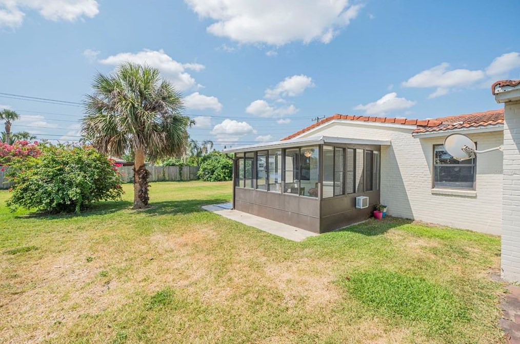 738 Flamingo Dr, Ormond Beach FL  32176-7768 exterior