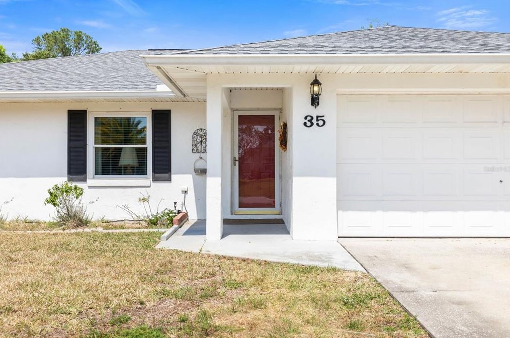 35 Franciscan Ln, Palm Coast, FL 32137-8401