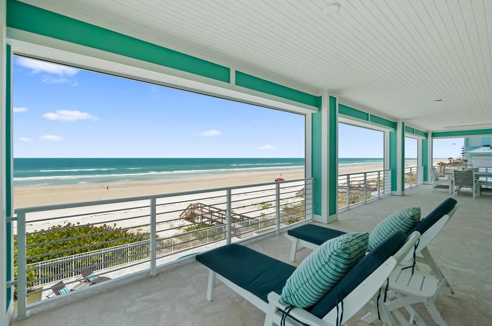 4711 Atlantic Ave, Daytona Beach FL 32127-7103 exterior