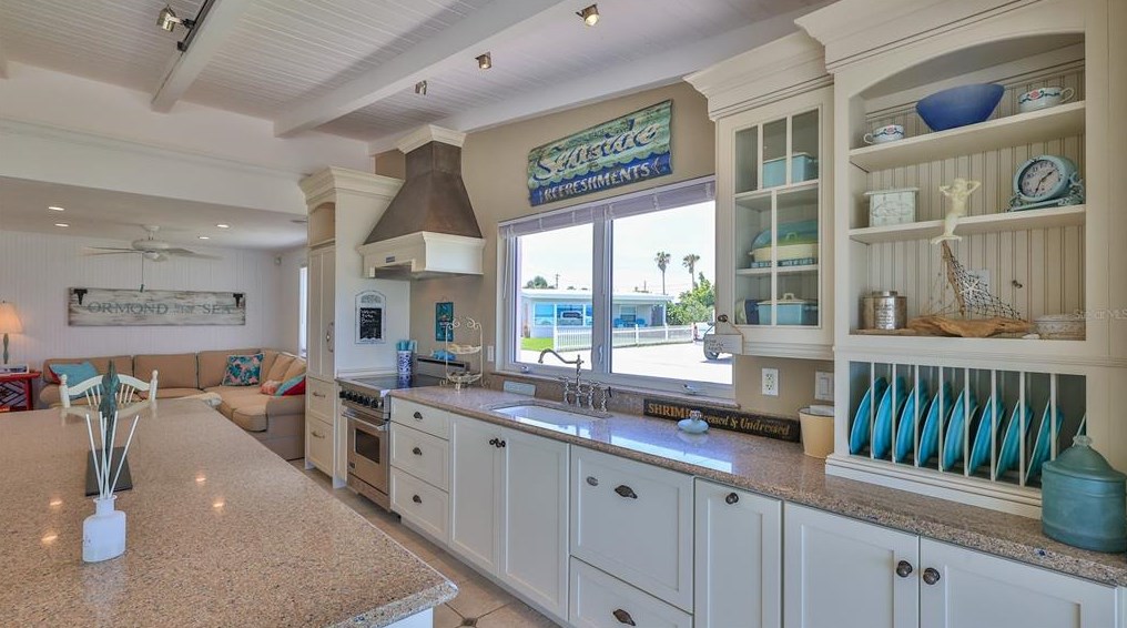 7 Ocean View Dr, Ormond Beach FL  32176-3614 exterior