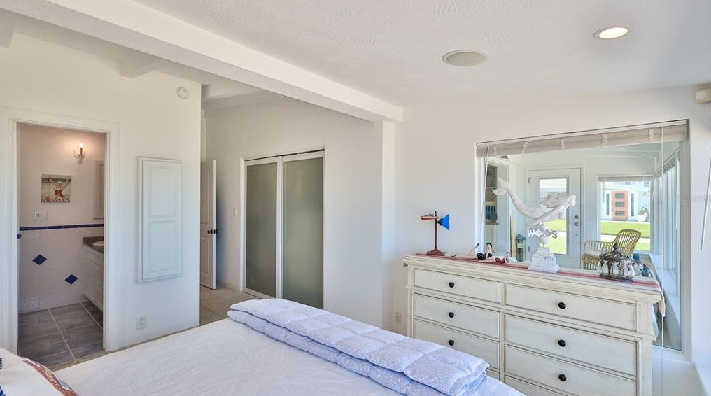 7 Ocean View Dr, Ormond Beach FL  32176-3614 exterior