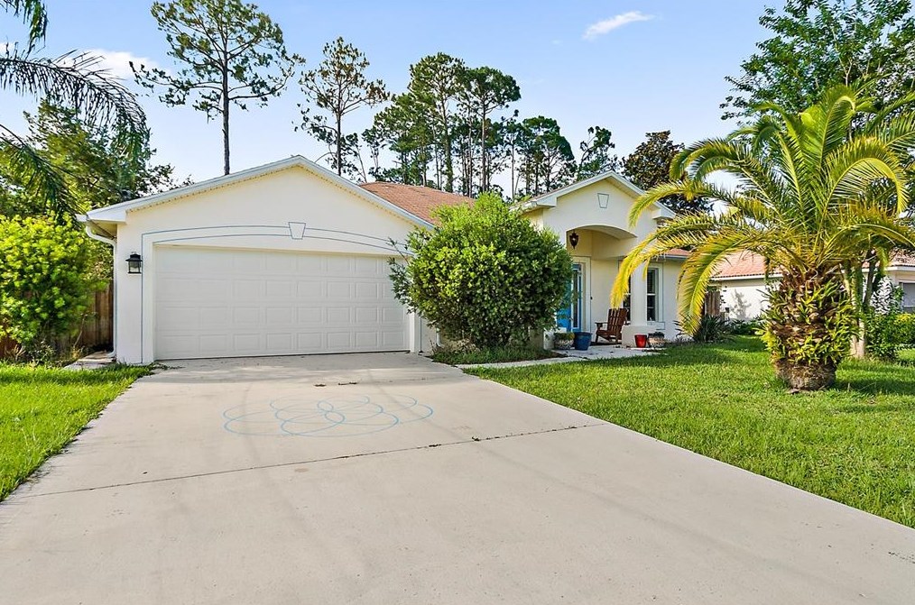 138 Bayside Dr, Palm Coast, FL 32137-3405