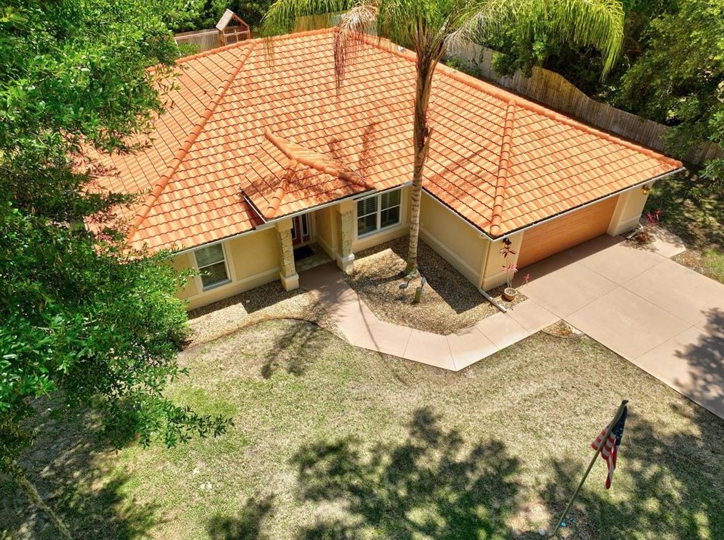 12 Debra Dr, Palm Coast FL  32137-3332 exterior