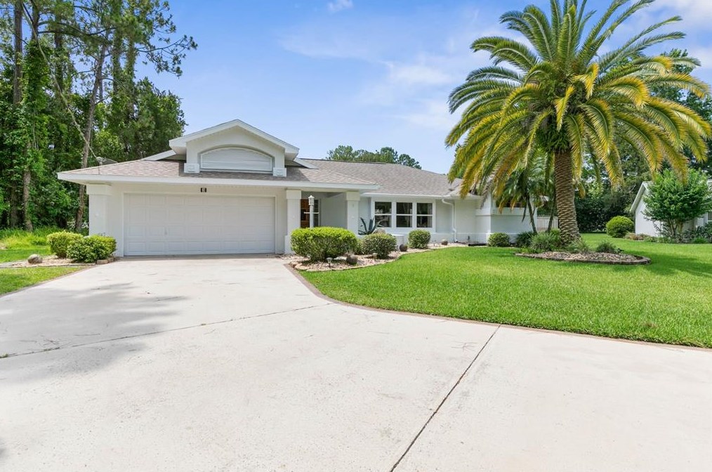 3 Woodhill Pl, Palm Coast FL  32164-7920 exterior