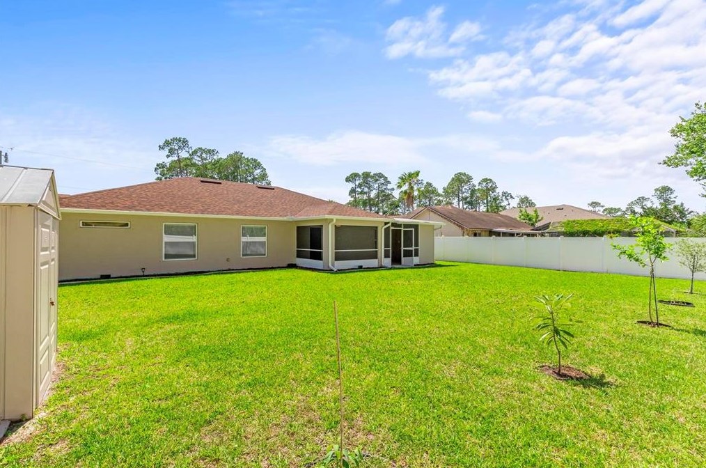 11 Ballard Ln, Palm Coast FL  32137-8855 exterior