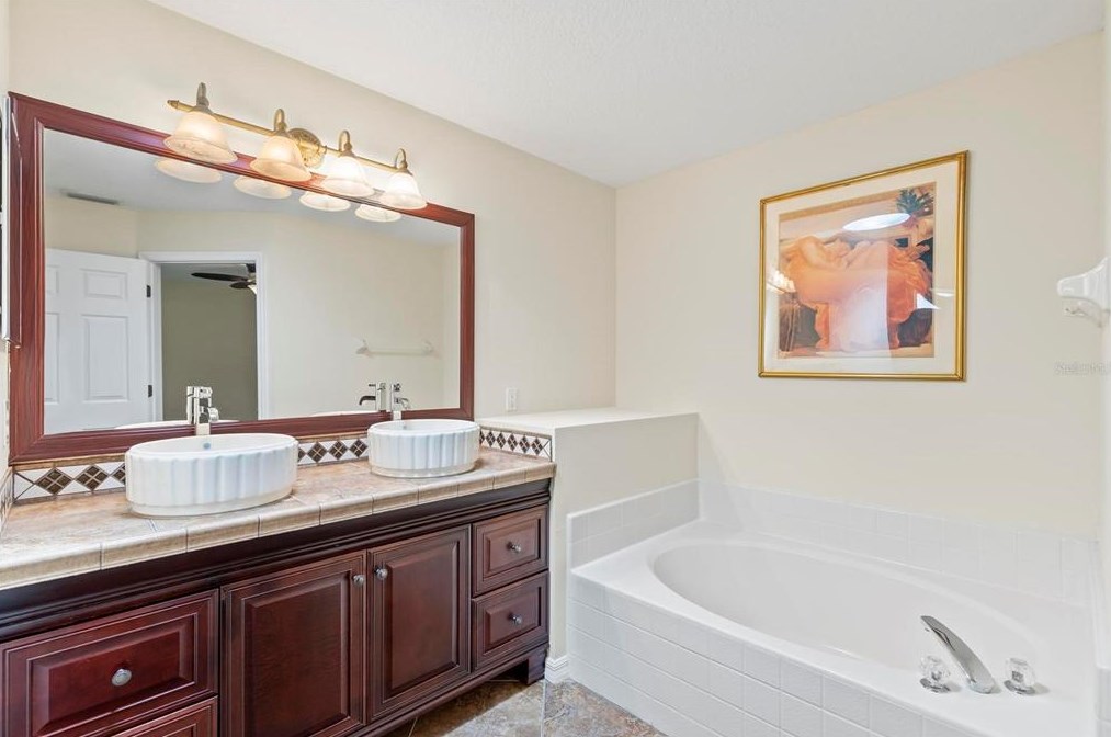 11 Ballard Ln, Palm Coast FL  32137-8855 exterior