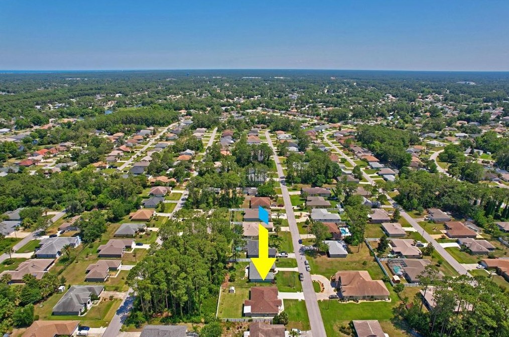 11 Ballard Ln, Palm Coast FL  32137-8855 exterior