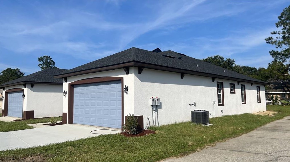 1 Wheel Pl, Palm Coast, FL 32164