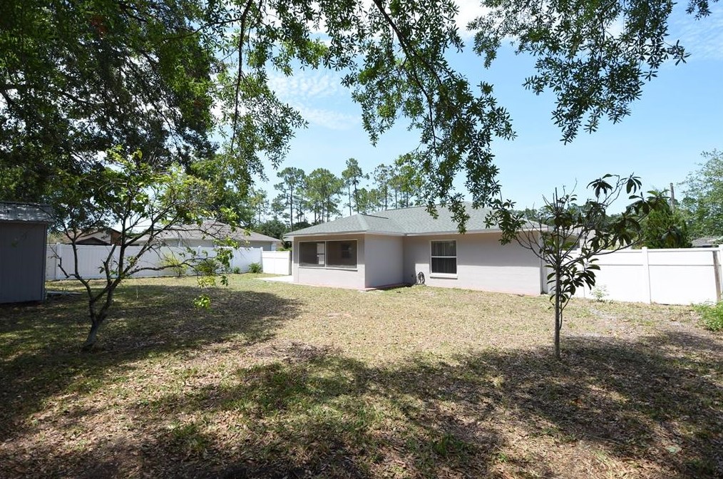 16 Richland Ln, Palm Coast, FL 32164