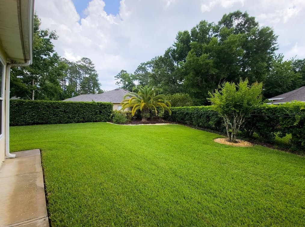 7 Edgemont Pl, Palm Coast FL  32164-6325 exterior