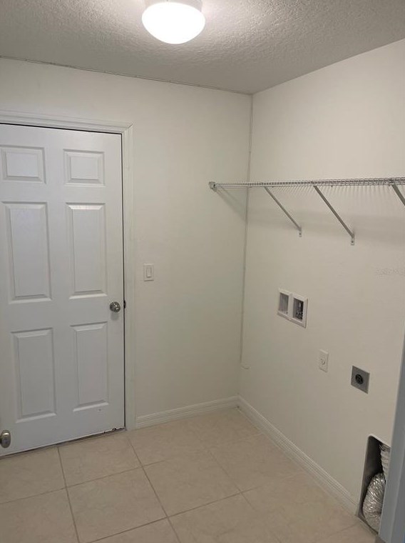 12 White Dove Ln, Palm Coast FL  32164-7247 exterior