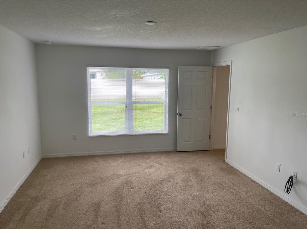 12 White Dove Ln, Palm Coast FL  32164-7247 exterior