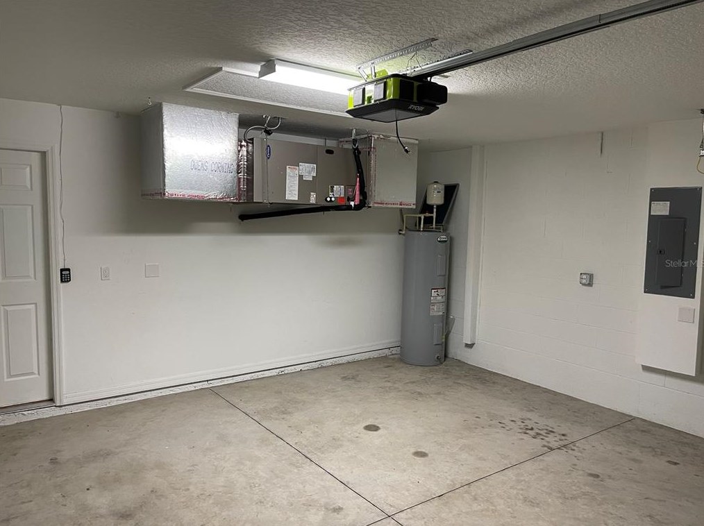 12 White Dove Ln, Palm Coast FL  32164-7247 exterior