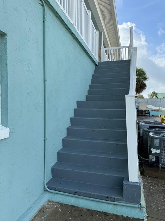 300 Central Ave, Flagler Beach FL  32136-6607 exterior