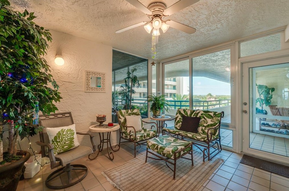 4555 Atlantic Ave, Daytona Beach, FL 32127-7073