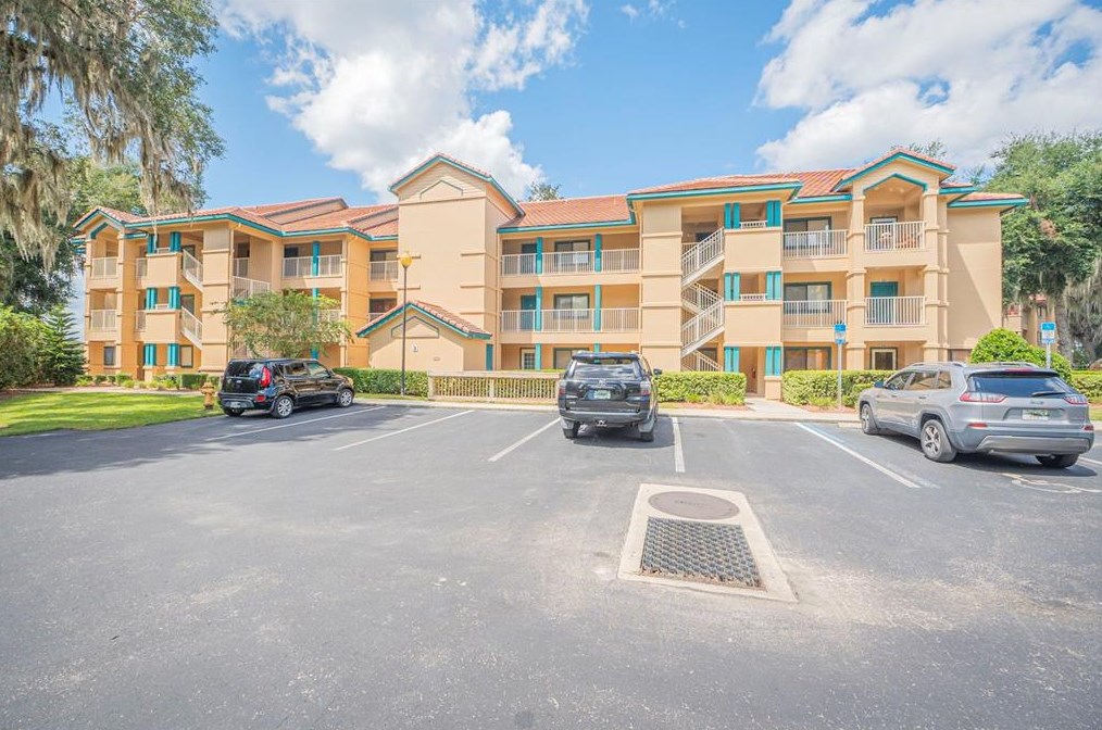 99 Broad River Pl #3103, Welaka, FL 32193